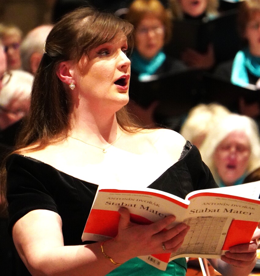 Mezzo Soprano Judy Louie Brown